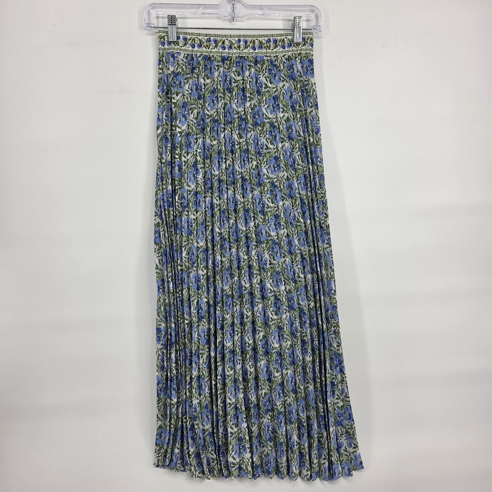 Max Studio London Pleated Maxi Skirt XS Blue Floral Boho Cottagecore Eclectic
